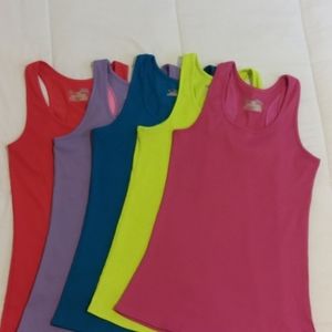 UNDER ARMOUR TANK TOP LOT
